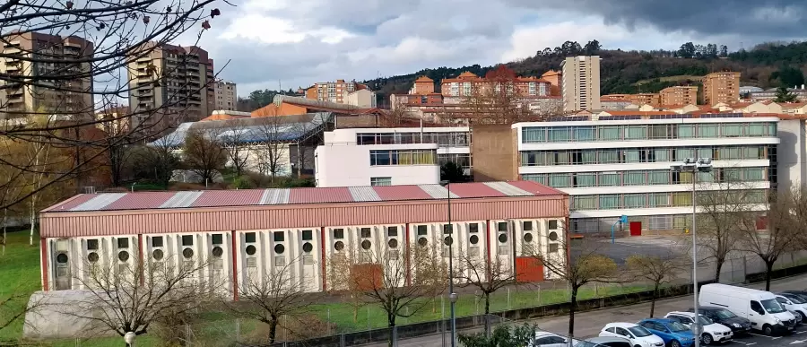 Txurdinaga es más reciente que otros barrios de Bilbao, y ahí lo habitual es ampliar potencia y no rehacer la 